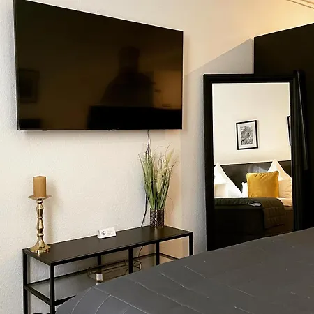 Apartment 5