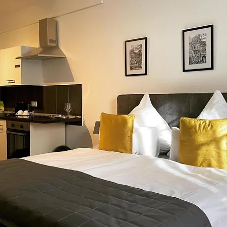 Apartment 5 *